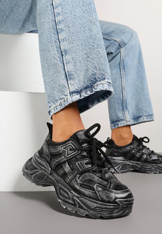 Czarne Sneakersy na Grubej Podeszwie Ozdobione Tłoczeniem Viarllis 1