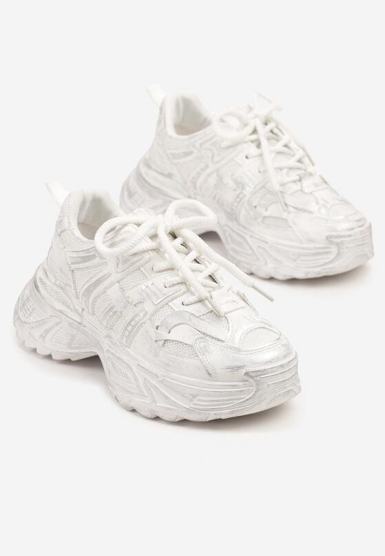 Białe Sneakersy na Grubej Podeszwie Ozdobione Tłoczeniem Viarllis 5