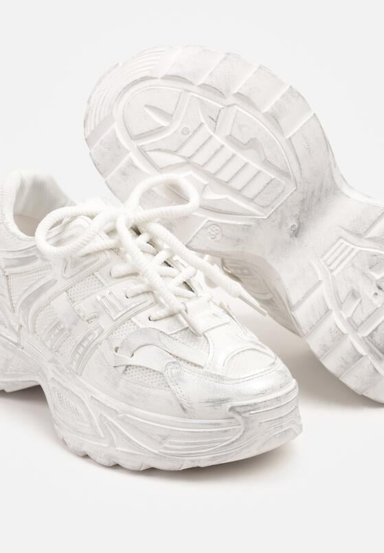 Białe Sneakersy na Grubej Podeszwie Ozdobione Tłoczeniem Viarllis 6