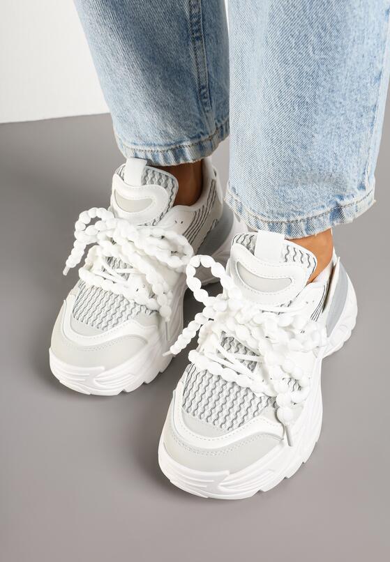 Białe Sneakersy na Grubej Tłoczonej Podeszwie z Koralikami Zolvia 3