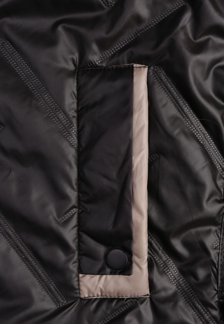 Czarna Kurtka Pikowana z Odpinanym Kapturem i Ściągaczami po Bokach Nusarianis 8
