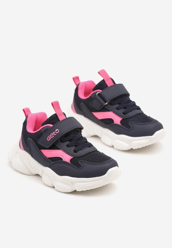 Pantofi sport Roz 2