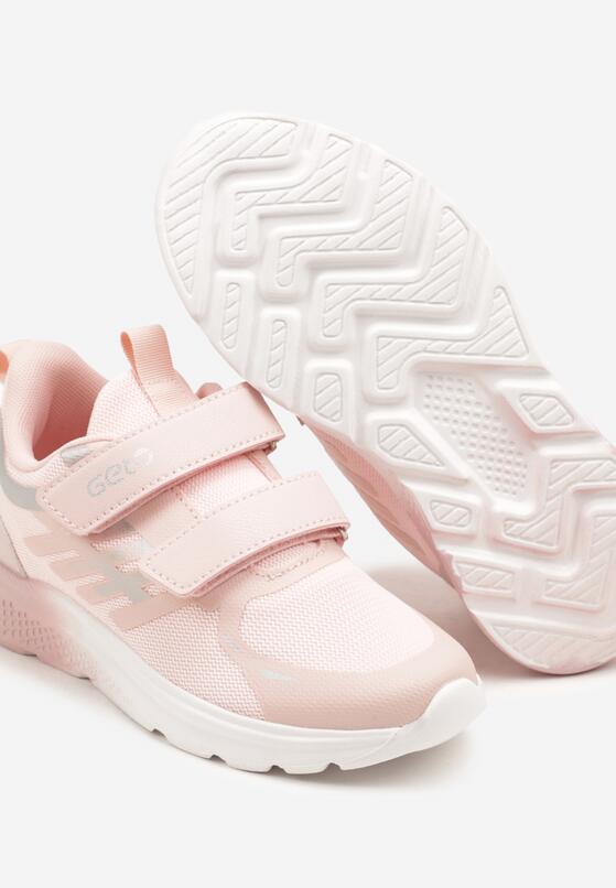 Pantofi sport Roz 3