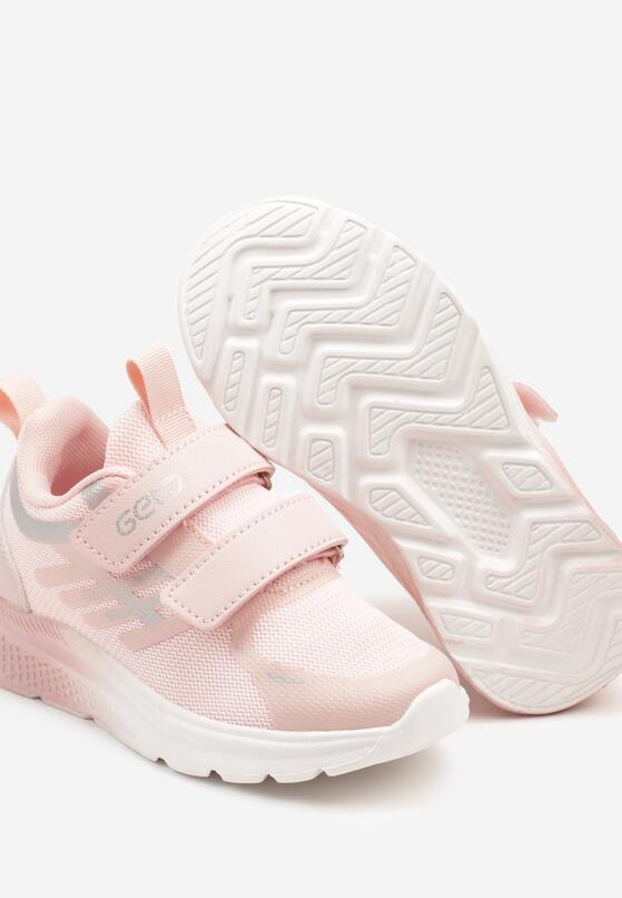 Pantofi sport Roz 3