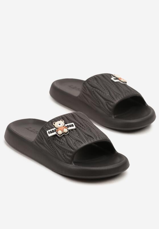 Fekete Papucs 5