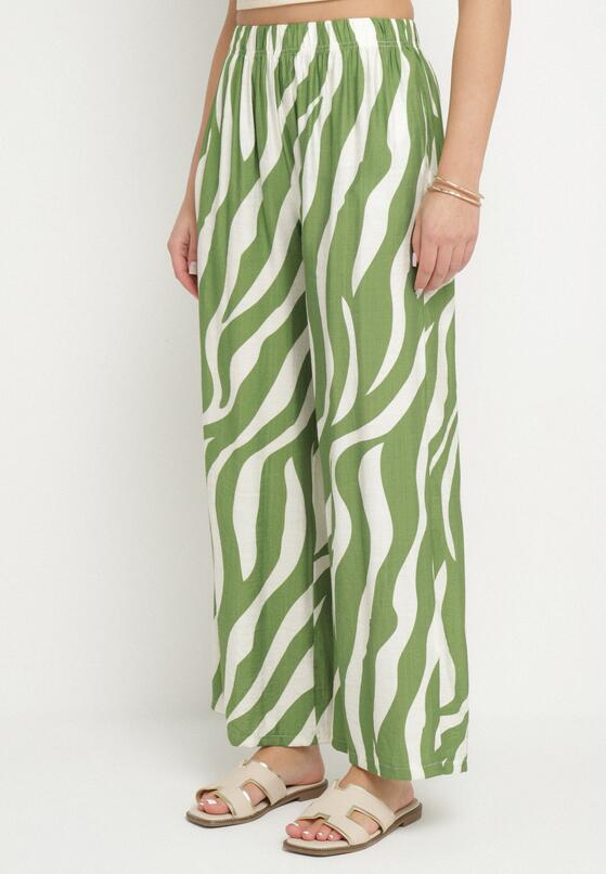 Pantaloni Verde cu alb 1