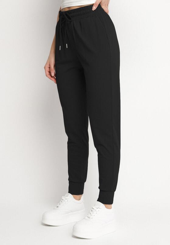 Pantaloni Negri 1