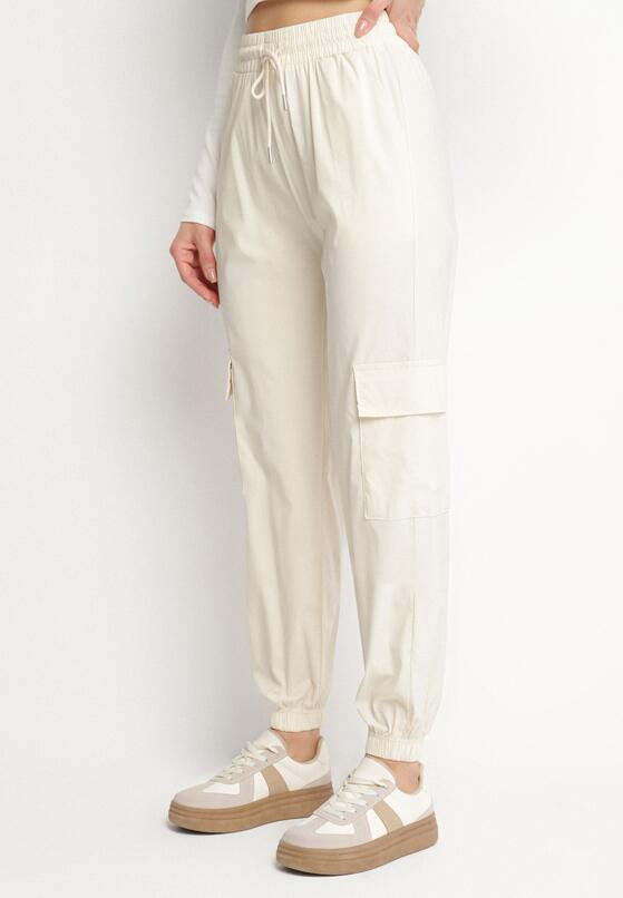 Pantaloni Bej deschis 1