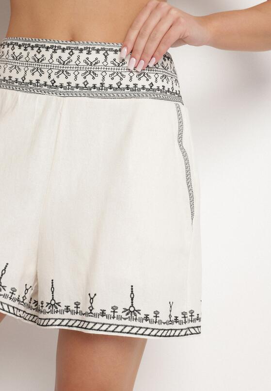 Pantaloni scurți Negru cu crem 5