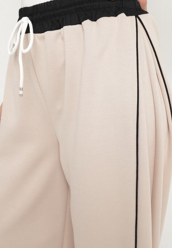 Pantaloni Bej cu negru 5