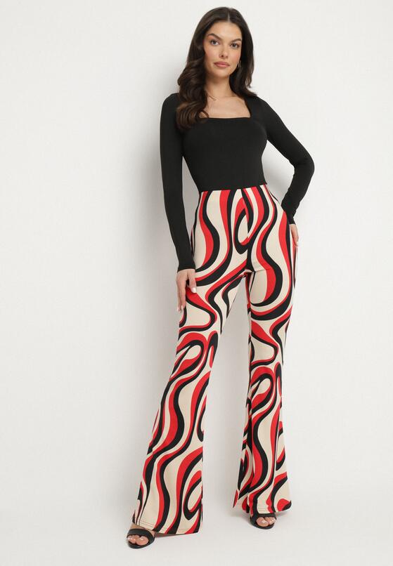 Pantaloni Roșii 4
