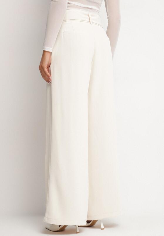 Pantaloni Bej deschis 3