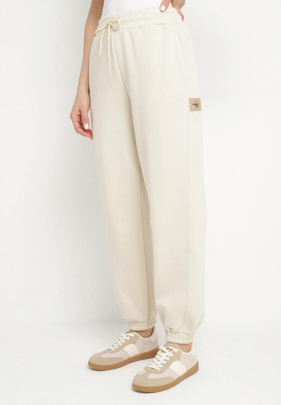 Pantaloni Bej deschis 1