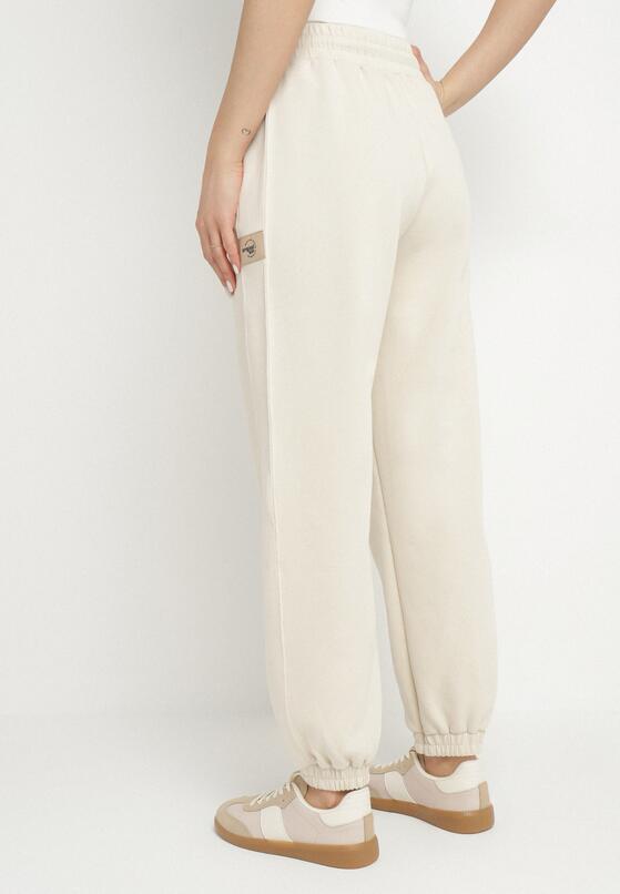 Pantaloni Bej deschis 3