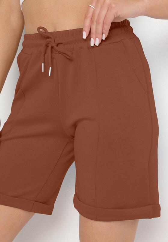 Pantaloni scurți Maro 5