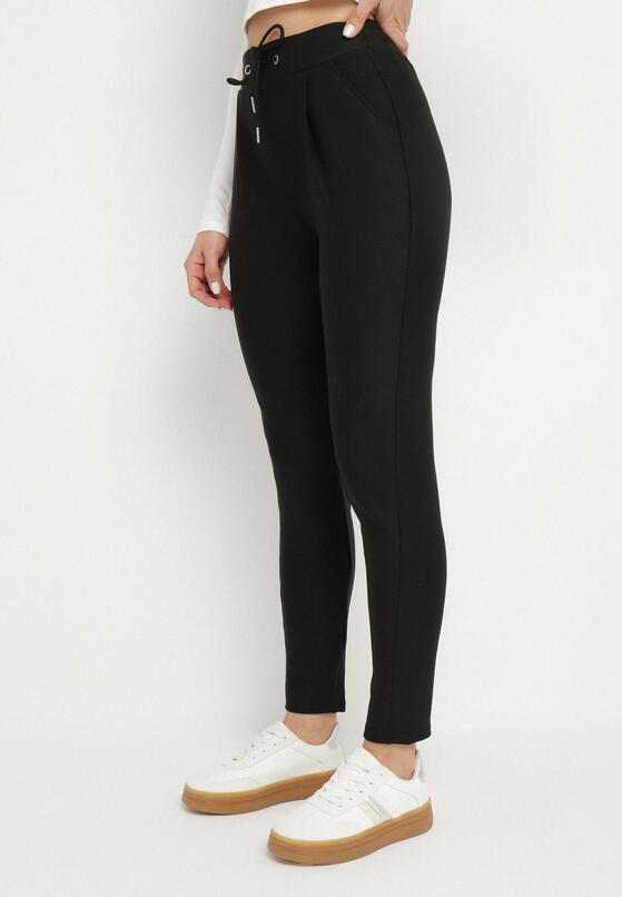 Pantaloni Negri 1