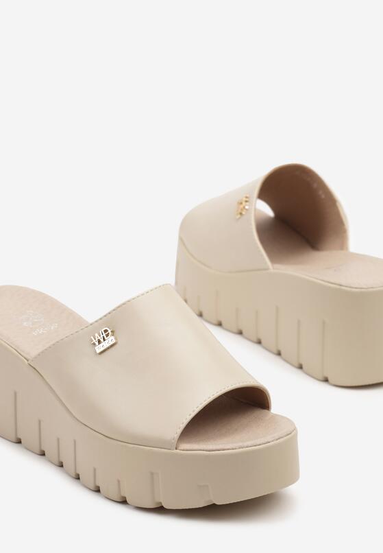 Bézs Papucs 6