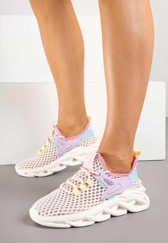 Sneakers Mov 2