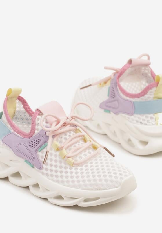 Sneakers Mov 6