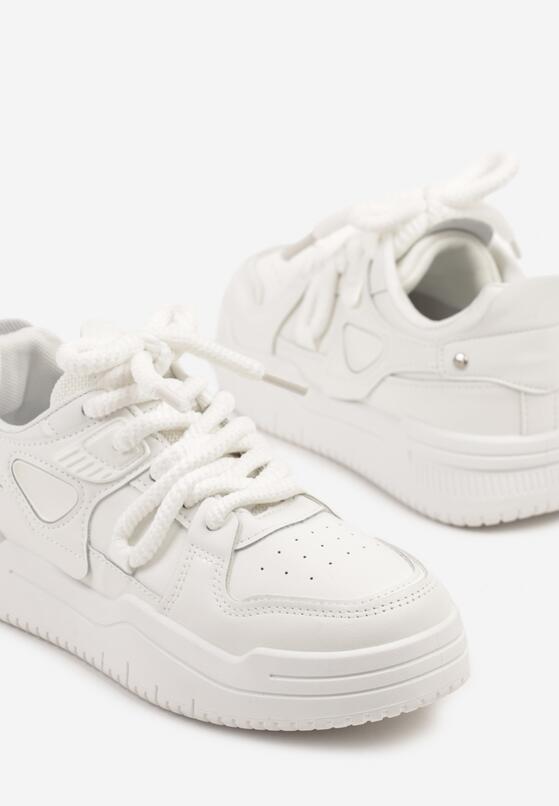 Białe Sneakersy z Perforacją i Ozdobiona Przeszyciami Zolzedia 6
