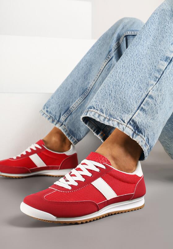 Czerwone Sneakersy z Ozdobnym Paskiem Cleota 2