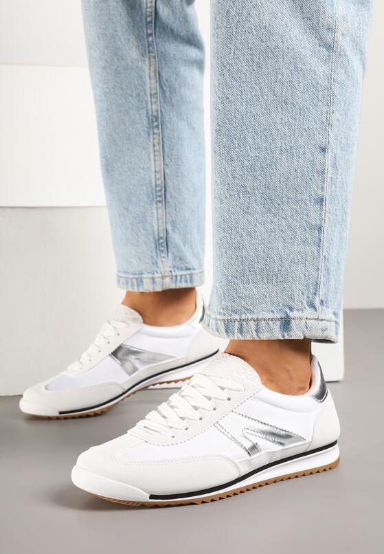 Białe Sneakersy z Geometrycznym Wzorem Clesanna 2