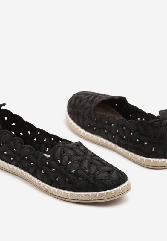 Czarne Espadryle z Ażurową Cholewką i Ozdobnymi Przeszyciami Borkia 6