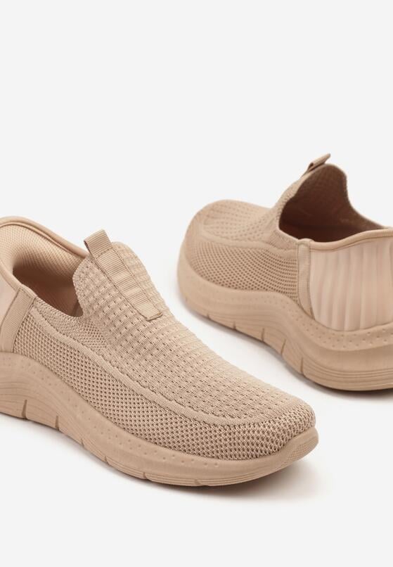 Ciemnobeżowe Wsuwane Buty Sportowe Sneakersy na Tłoczonej Podeszwie Fadema 6