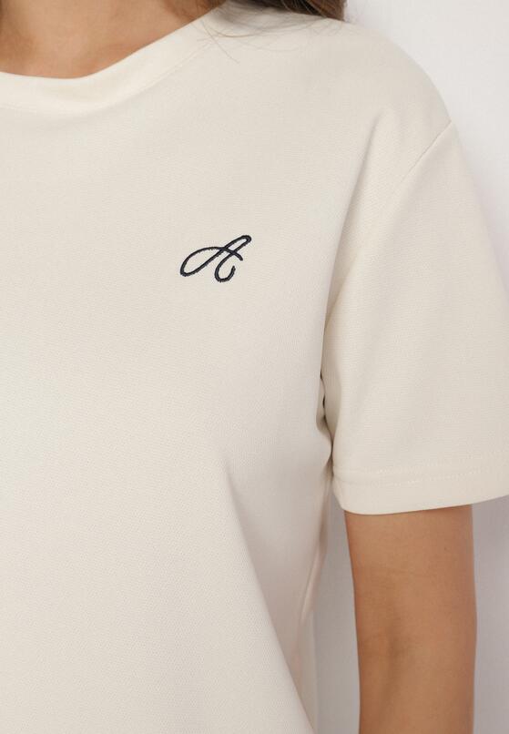 Jasnobeżowy T-shirt o Klasycznym Kroju z Ozdobnym Haftem Galerrena 5