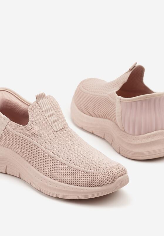 Jasnoróżowe Wsuwane Buty Sportowe Sneakersy na Tłoczonej Podeszwie Fadema 6