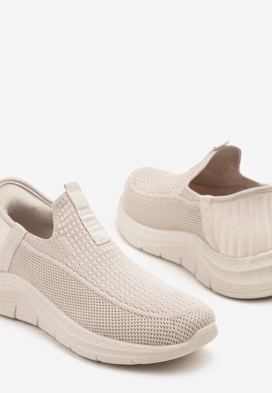 Beżowe Wsuwane Buty Sportowe Sneakersy na Tłoczonej Podeszwie Fadema 6