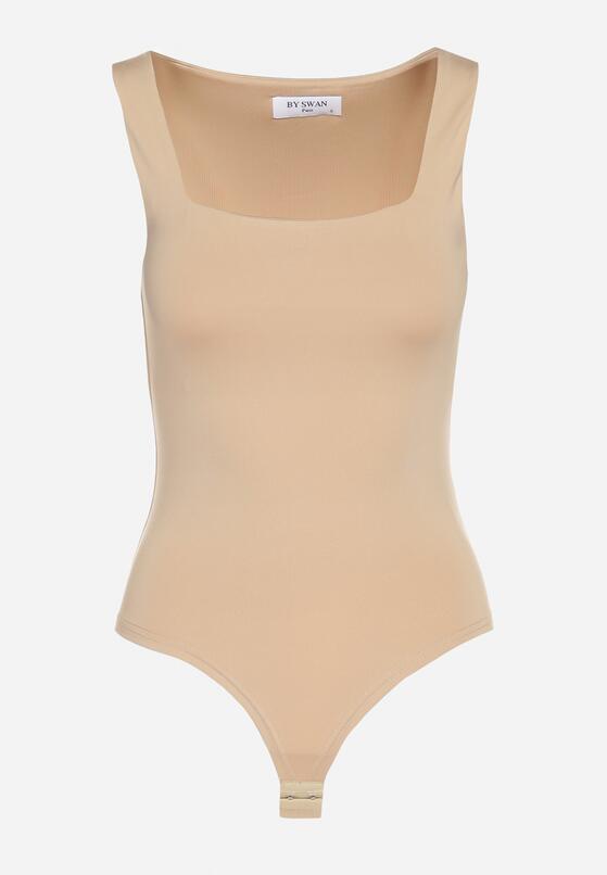 Bézs body 4