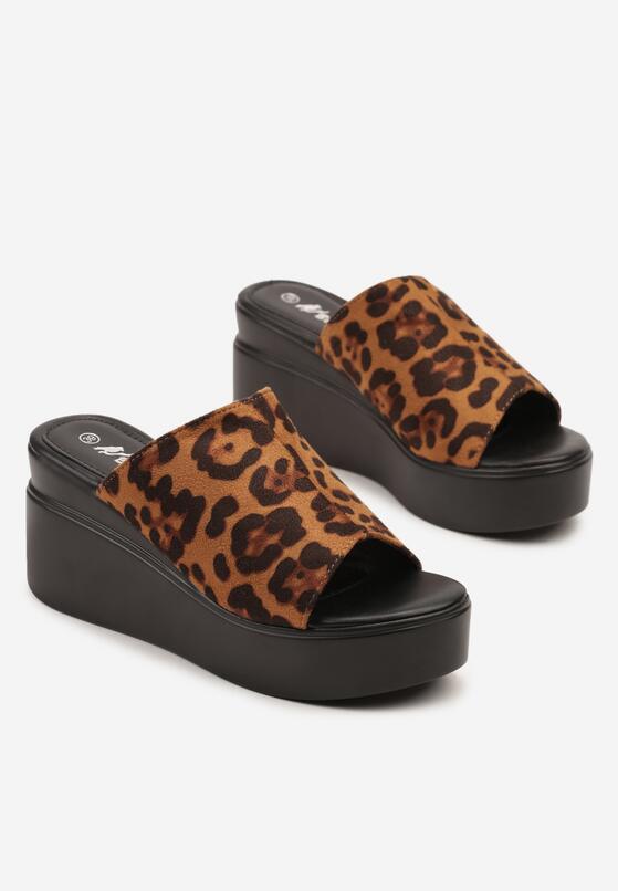 Leopárd mintásak papucs 5