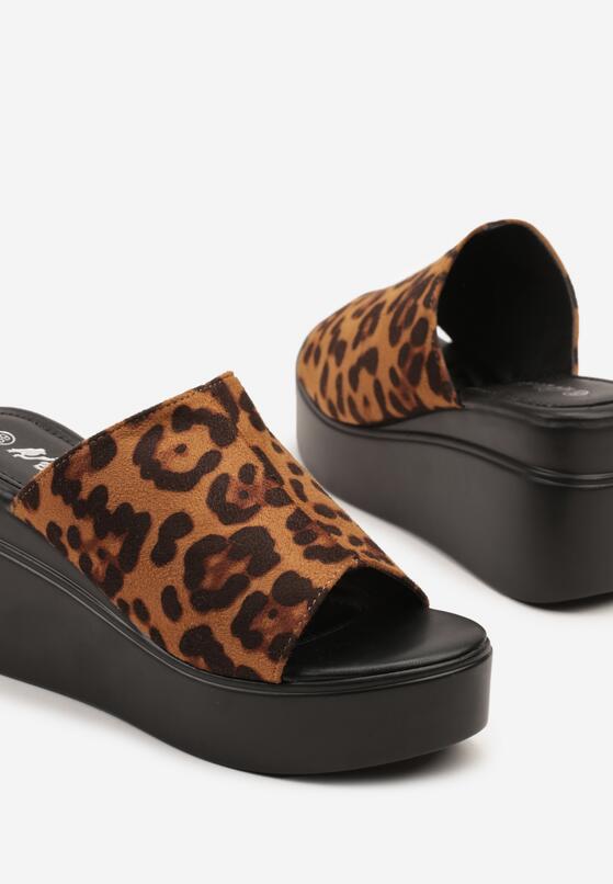 Leopárd mintásak papucs 6