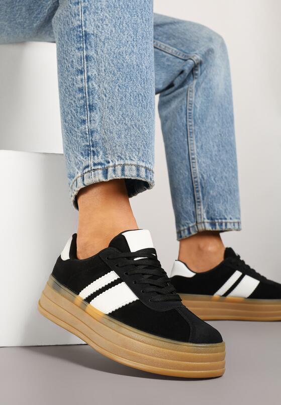 Czarne Sneakersy w Stylu Klasycznych Tenisówek z Ozdobnymi Paskami Dellien 2