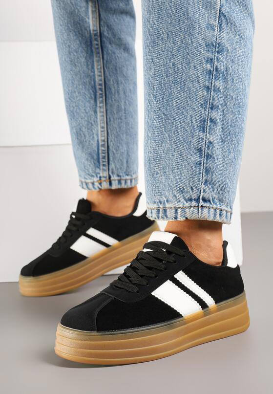 Czarne Sneakersy w Stylu Klasycznych Tenisówek z Ozdobnymi Paskami Dellien 1