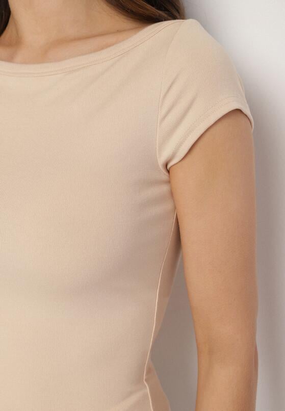 Jasnobeżowy T-shirt z Bawełny o Dopasowanym Kroju z Dekoltem w Łódkę Galerissa 5