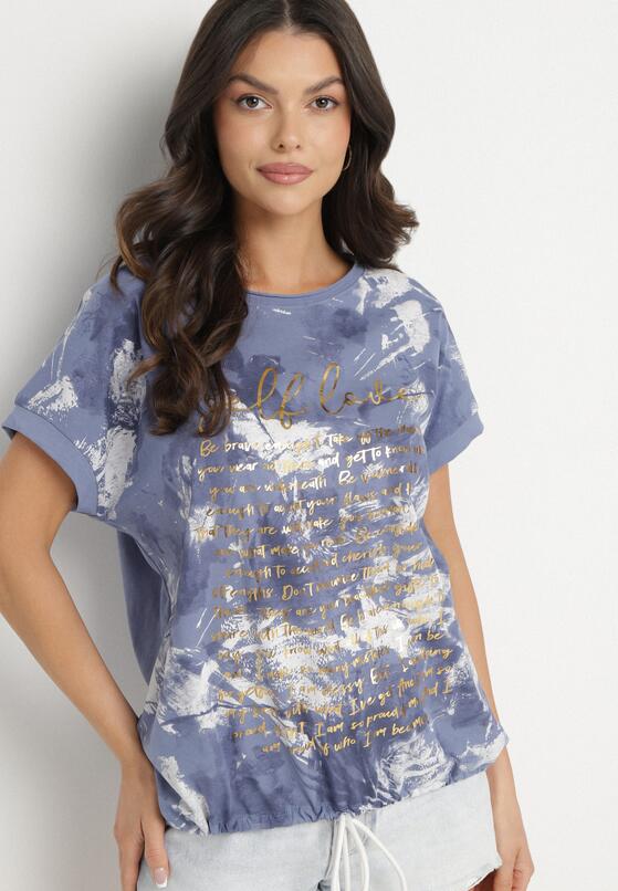 Niebieski T-shirt z Bawełny Ozdobiony Metalicznymi Napisami i Wiązaniem Savorisse 4