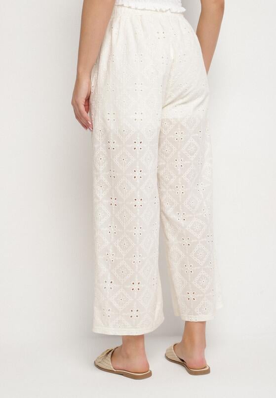 Pantaloni Bej deschis 3
