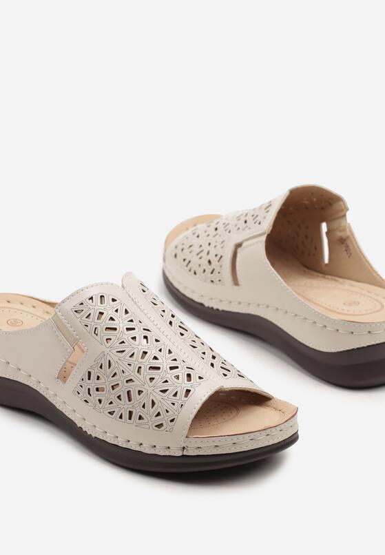 Bézs Papucs 6