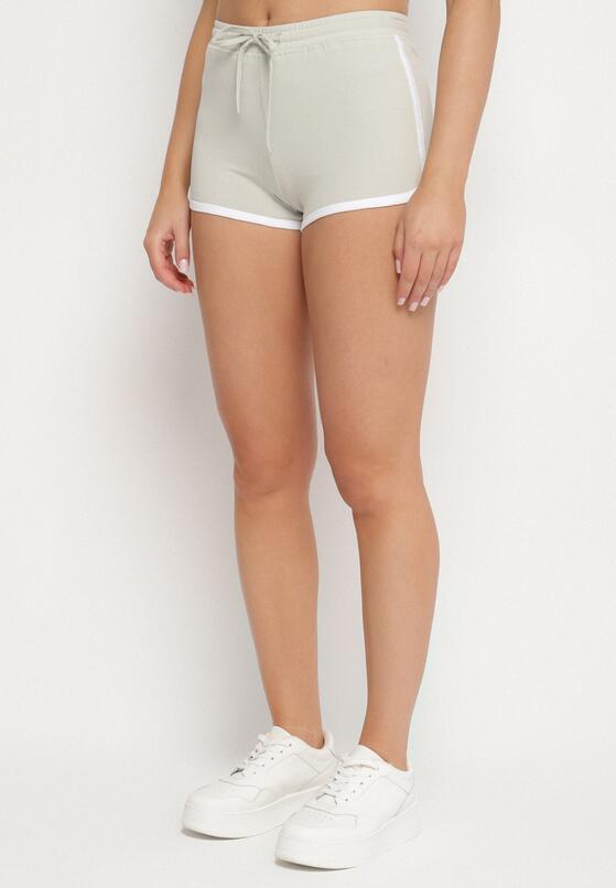 Pantaloni scurți Verde deschis 1