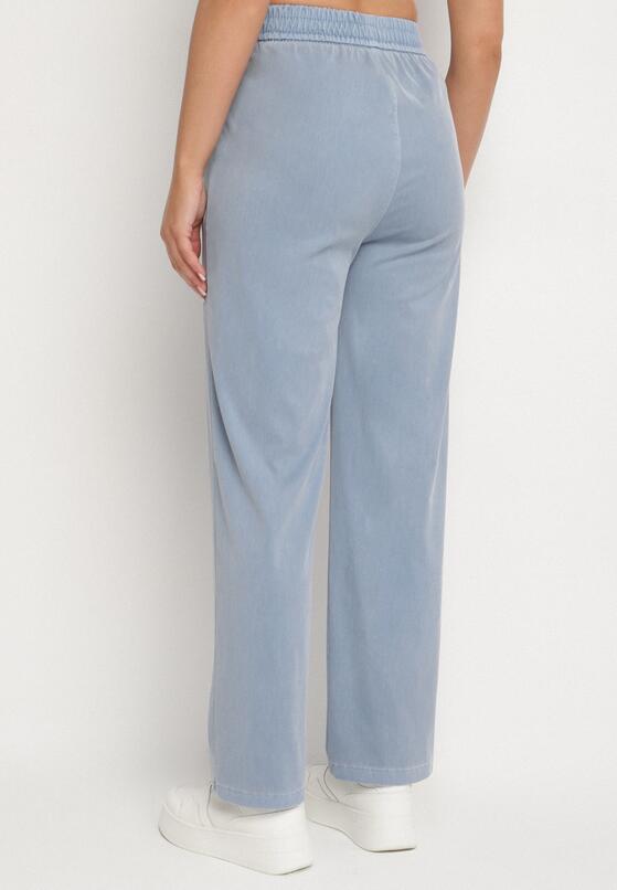Pantaloni Albaștri 3