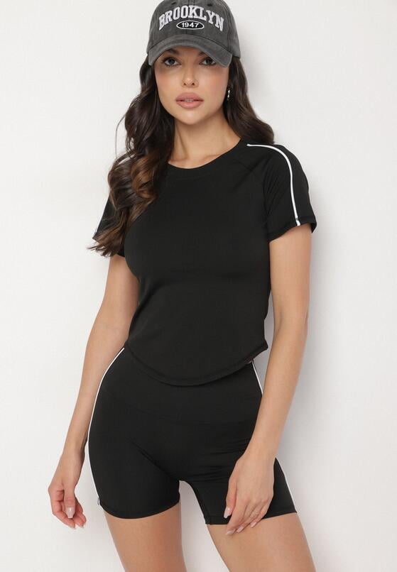 Czarny Komplet Sportowy T-shirt i Szorty z Ozdobnym Lampasem Zorettia 1