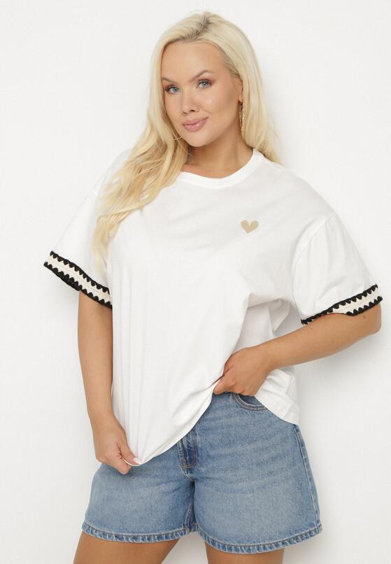 Biały Bawełniany T-shirt o Kroju Oversize ze Zdobieniem przy Rękawach Milatia 4