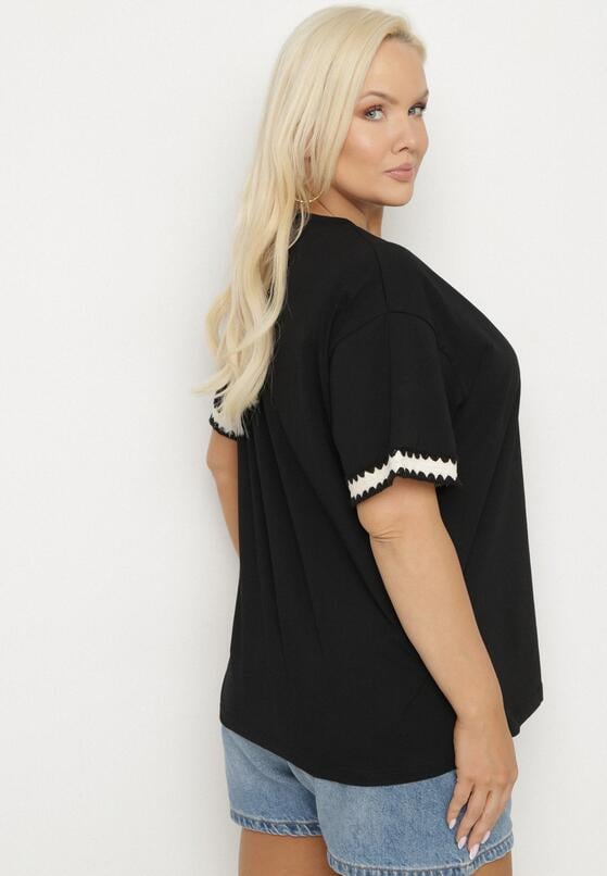 Czarny Bawełniany T-shirt o Kroju Oversize ze Zdobieniem przy Rękawach Milatia 3