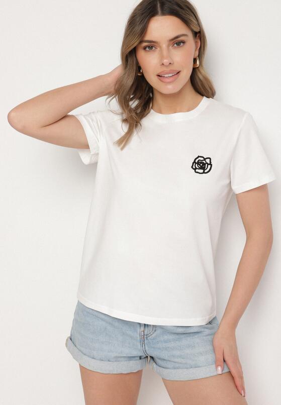 Biały T-shirt z Bawełny Ozdobiony Naszywką Firolee 4