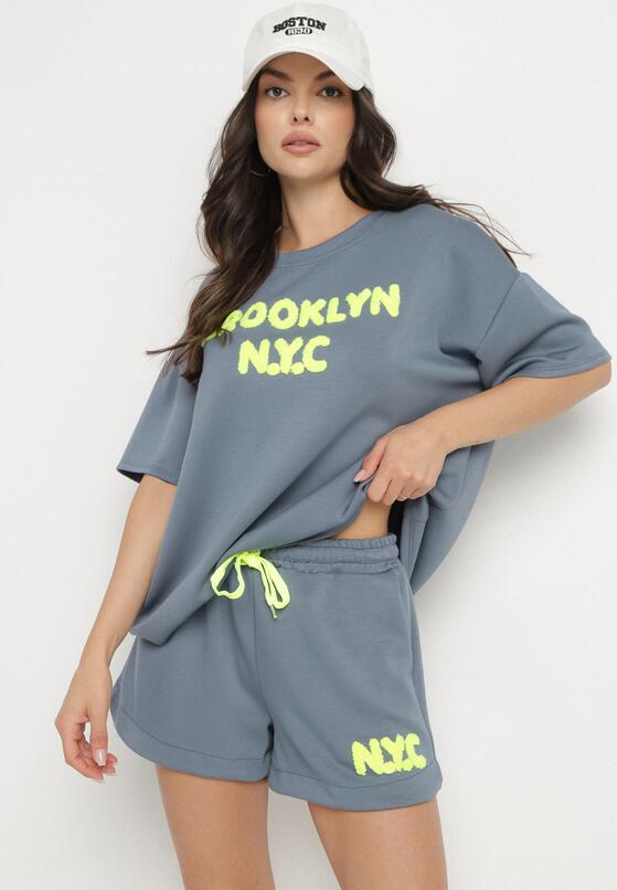 Granatowy Komplet Oversize z Wiskozą T-shirt i Szorty z Nadrukiem Liravella 5