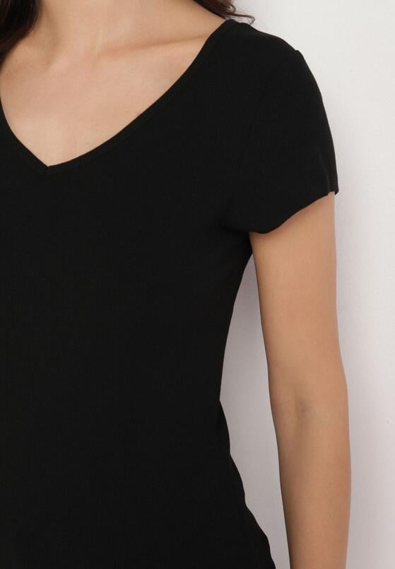 Czarny T-shirt z Wiskozą z Prążkowanej Dzianiny Ralendria 5