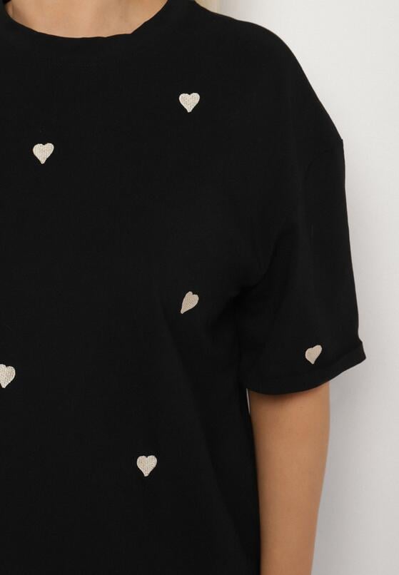 Czarny Bawełniany T-shirt Zdobiony Haftem w Kształcie Serc Naloree 5