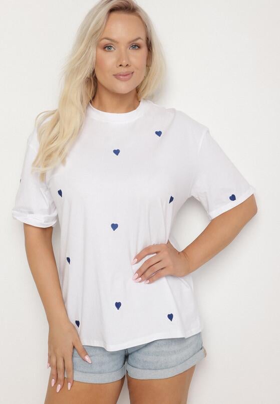 Biało-Niebieski Bawełniany T-shirt Zdobiony Haftem w Kształcie Serc Naloree 1